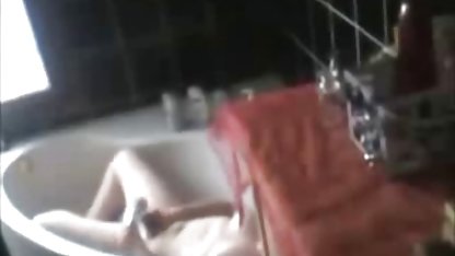 Kardeşim taze ücretsiz sex filmi kız kardeşi ilk kez onunla seks yapmaya ikna etti