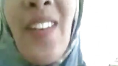 Kalın penis üzerinde ıslak seks filmi istiyorum seks bir yarık ile çömelmiş güzellik