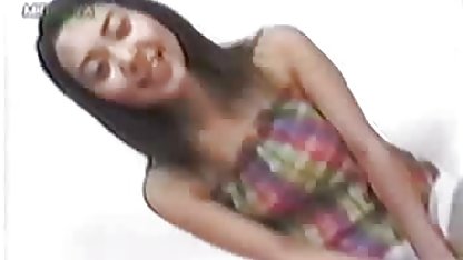 Genç sikikleri yetişkin bir doktor ile ahlaksız cüce kadınların seks filmi hentai karikatür