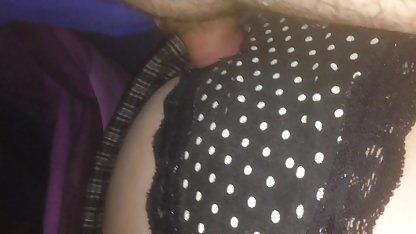 Aç sürtüklerin çarpıcı anal delikleriyle harika kürtçe seks filmi üçlü