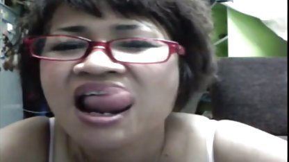 Büyük bir eşek ile esmer bir huyast arkadaşına teslim yenge sex film oldu