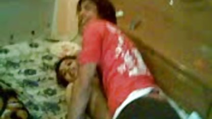 Bir şapka ile Güzellik yatak çizgi film sex odasında bir eşek verdi