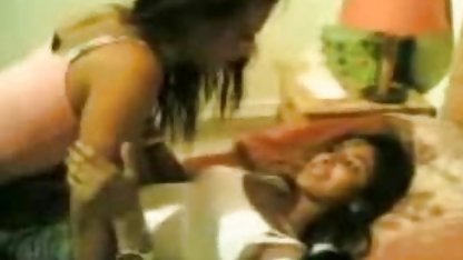 Busty sekreteri çalışma saatleri içinde ofiste dick emme verdi hint seks filimleri