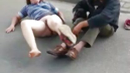 Martin bir kez daha basit bir sokak kızı normal seks filmi çıkardı ve onu becerdin