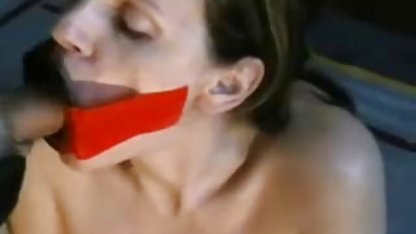 Adam bir kuyrukta zerrin egeliler seks filmi üç güzellikleri sikikleri