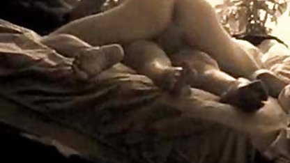 Adam güzel kız arkadaşı otelde seks filmi gerçekten bakire olup olmadığını doktor ile kontrol eder.
