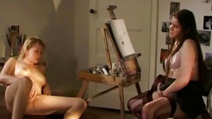 Büyüleyici lezbiyenler phallus çin seks filimleri ile yaramaz