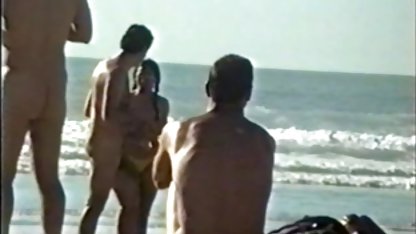 Birkaç kez küçük kız kardeşi ve liseli kızlar erotik film cum becerdin