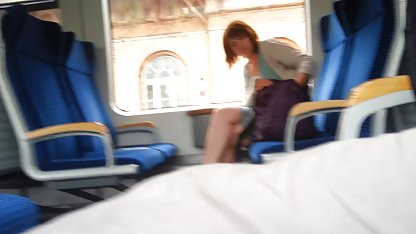 Güzel bir eşek ile güzel esmer çocuk en ateşli seks filmleri iyi bir lanet için yayıldı